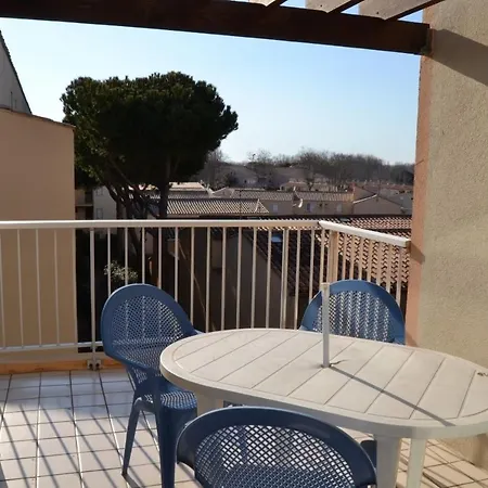 030 Cap D'agde 2 Pieces Et Mezzanine Avec Parking Agde