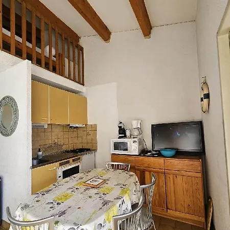 030 Cap D'agde 2 Pieces Et Mezzanine Avec Parking Apartamento