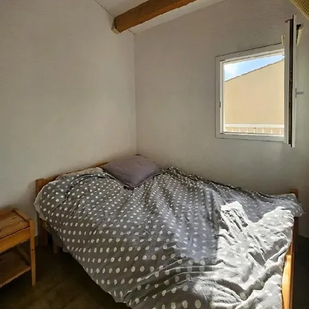 030 Cap D'agde 2 Pieces Et Mezzanine Avec Parking * Agde